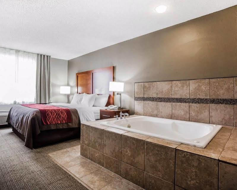 Quality Inn Florissant-St Louis Exterior photo